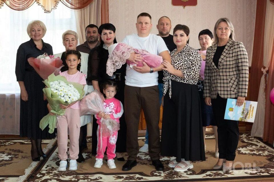 Камешкирская семья Вешниных назвала своего первого ребенка Миланой