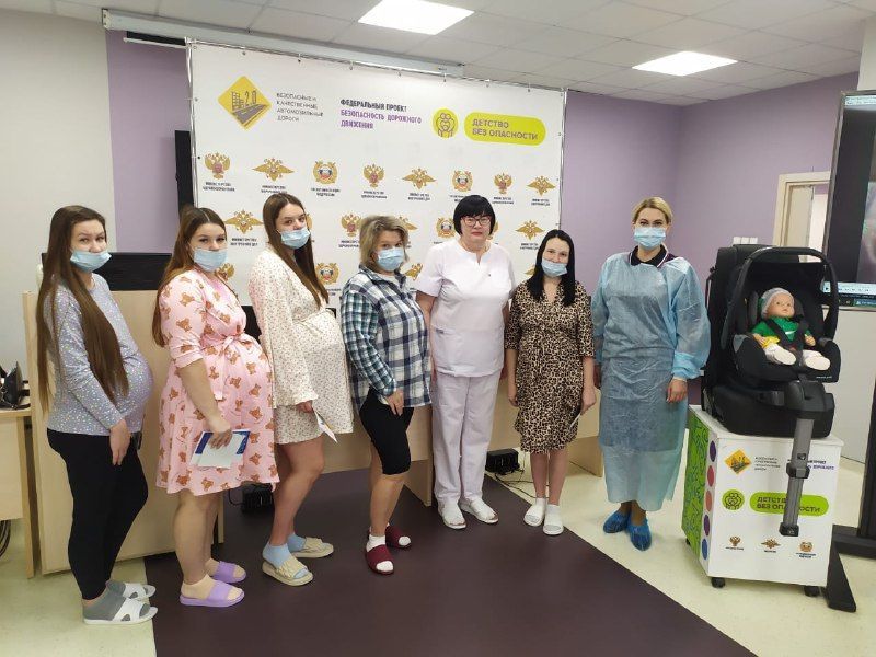 Тренинги по перевозке детей для будущих мам проходят в ульяновском перинатальном центре «Мама»