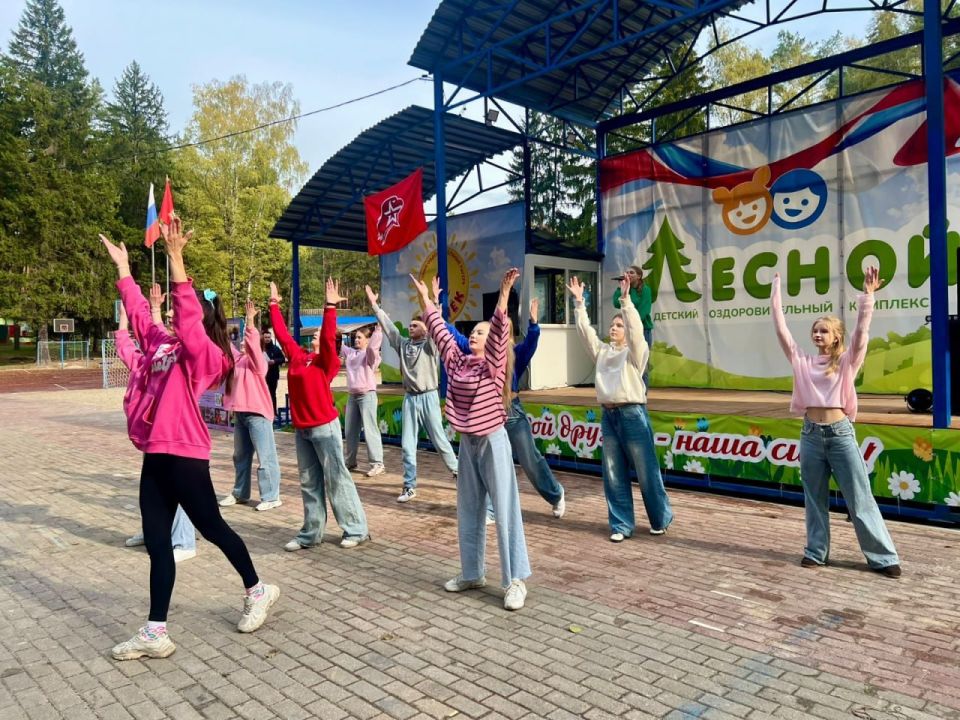 В детском оздоровительном комплексе «Лесной» состоялся слёт «Спорт. ЗОЖ. Брянская молодежь»