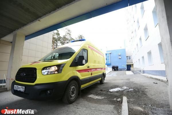 В Екатеринбурге в бывшем здании поликлиники разместят подстанцию «скорой» Октябрьского района