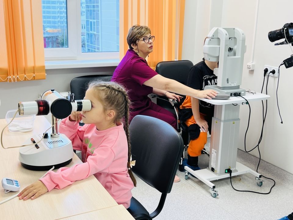 В Новом Уренгое открылся второй кабинет охраны зрения детей