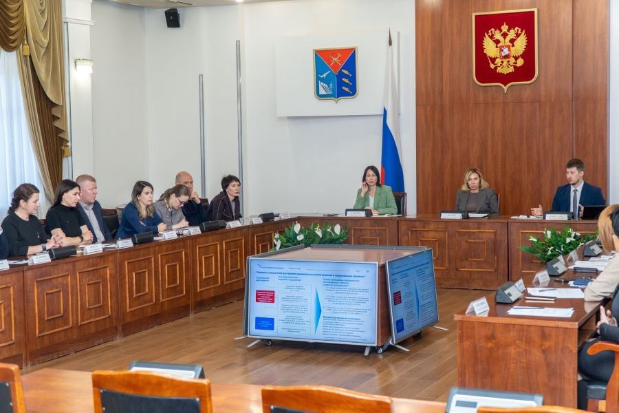 Лучшие идеи для поддержки семьи, рождаемости и многодетности внедрят в Магадане