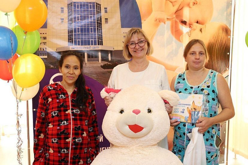 В больницах Саратовской области провели праздники для беременных