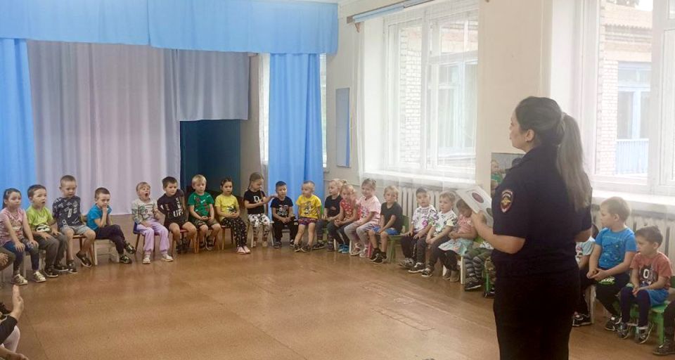 Детсадовцы Бичурского района стали участниками акции «Примерный пешеход»