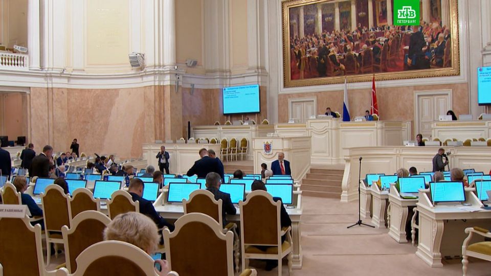 Что решили депутаты на заседании Законодательного собрания Петербурга 15 октября: