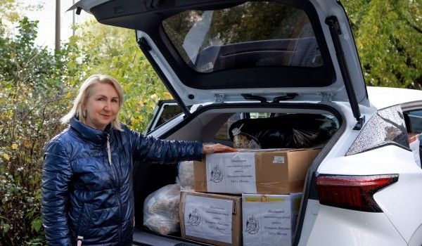 Многодетные семьи Тропарево-Никулина отправили в зону СВО более 100 тонн помощи