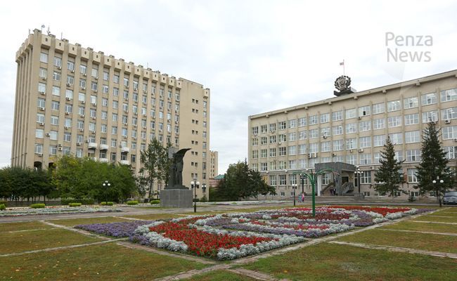 В Пензе 25 молодых семей получили жилищные сертификаты