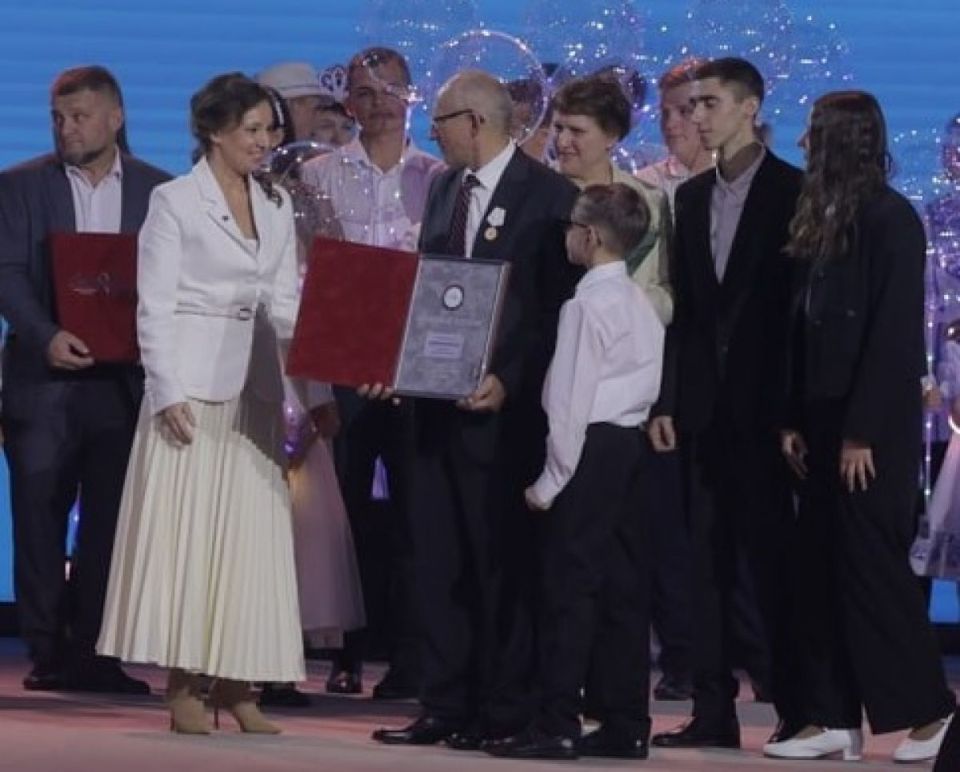 Орловцев Шеварыкиных признали «Семьей года»