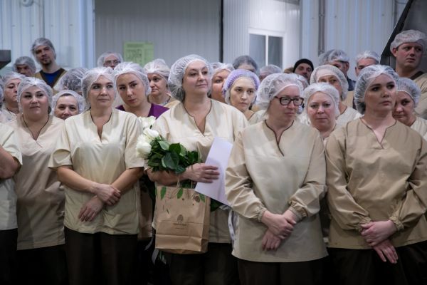 Председатель думы поздравила коллектив эко-фабрики с профессиональным праздником