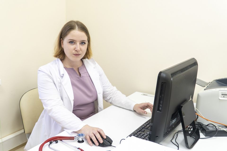 Молодая семья врачей устроилась на работу в Ненецкую окружную больницу