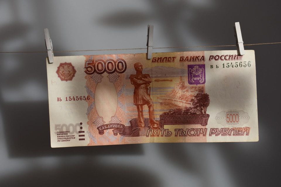 Астраханцы могут обналичить материнский капитал, но не полностью
