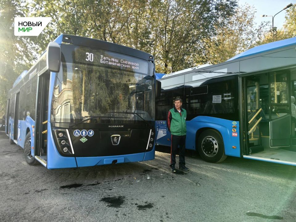 В Кургане с 1 ноября на маршрутах, работающих по регулируемому тарифу, стоимость проезда будет равна 39 рублям