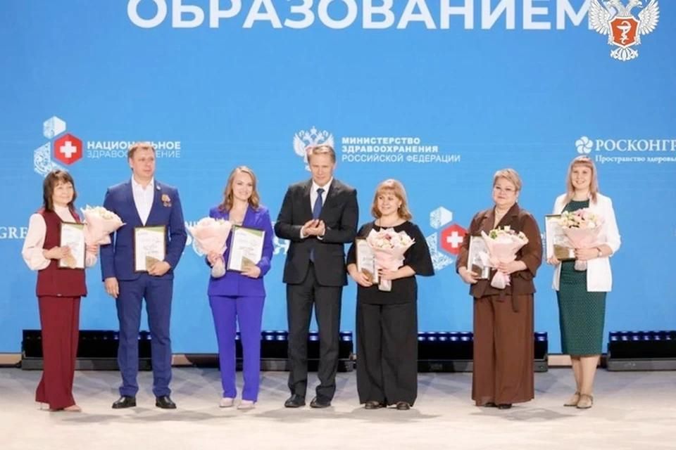 Врач из ЛНР стала лучшим в стране акушером-гинекологом