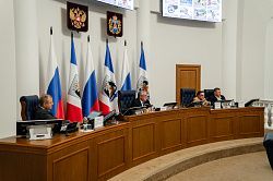 Новгородская областная Дума приняла закон об увеличении до 1 млн рублей выплат многодетным семьям на погашение ипотеки