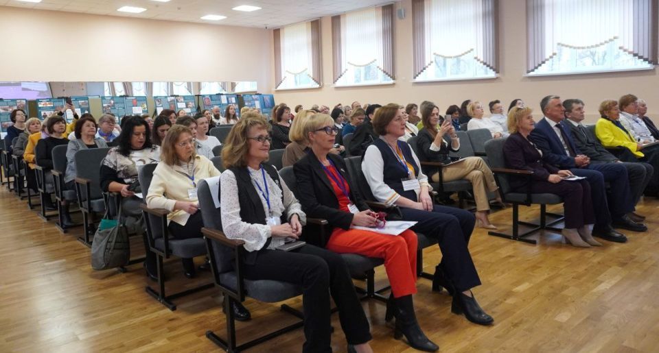 Великий Новгород стал площадкой межрегионального образовательного форума