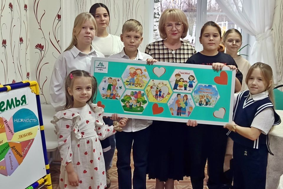 Семейные МФЦ начали работу в Меленках и Радужном