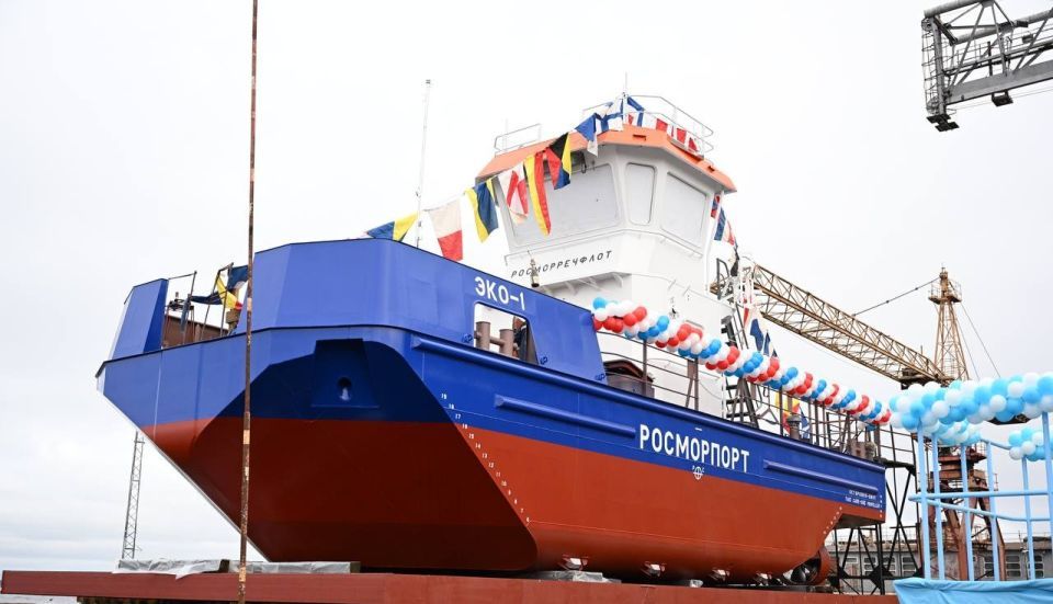Второй нефтемусоросборщик проекта NE028 «ЭКО-1» спустили на воду в Петрозаводске