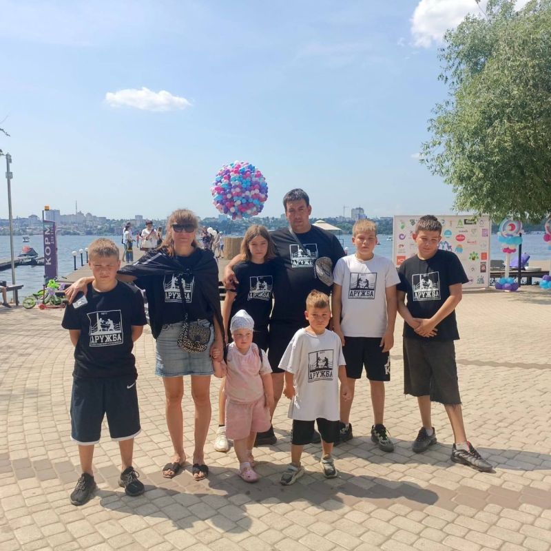 Жуткий пожар оставил семью с 7 детьми без крыши над головой в Воронеже