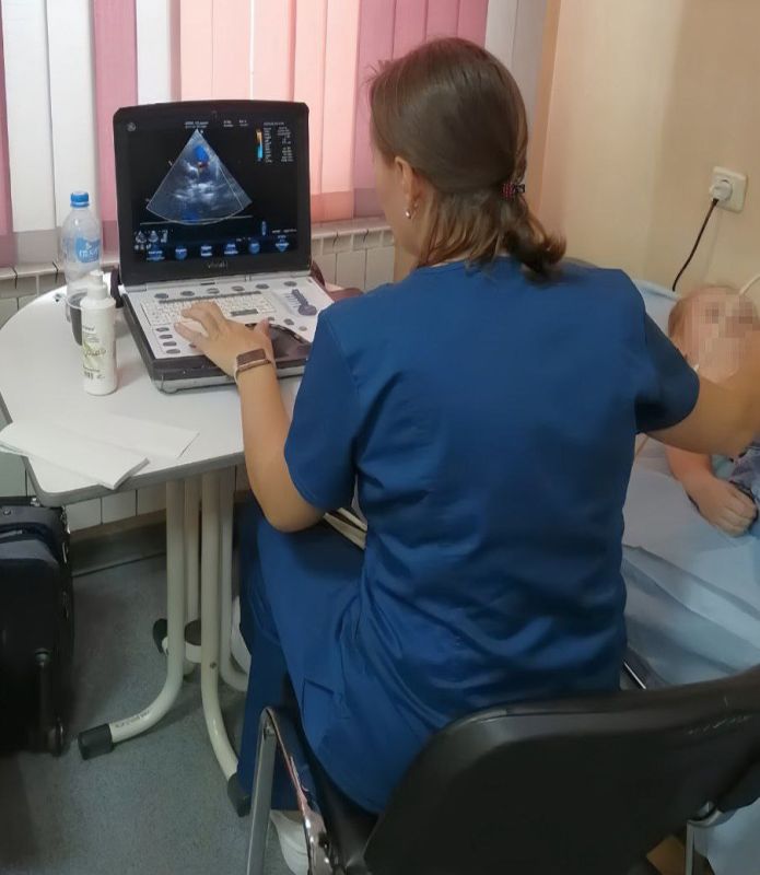 Врачи федерального центра отобрали амурских детей на сложные операции сердца