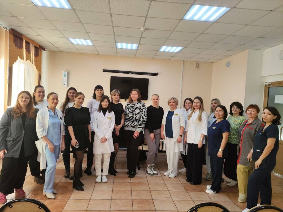 11 врачей приступили к работе в республиканской детской больнице в Абакане