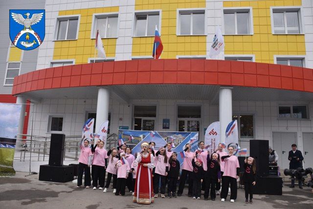 Для жителей Новоторъяльского района открылся новый физкультурно-оздоровительный комплекс