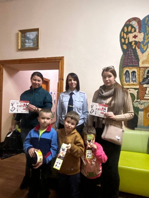 Акция «Ребёнок – главный пассажир!» прошла в детской поликлинике города Вышний Волочек