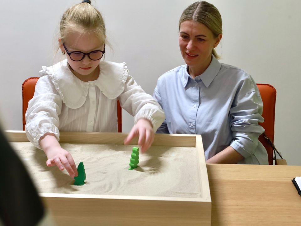 Член Молодежного парламента при Думе Югры Андрей Ковальчук принял участие в волонтерском проекте «СВОим детям»