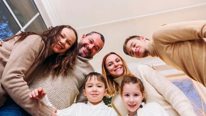 Многодетным россиянам могут сократить рабочую неделю