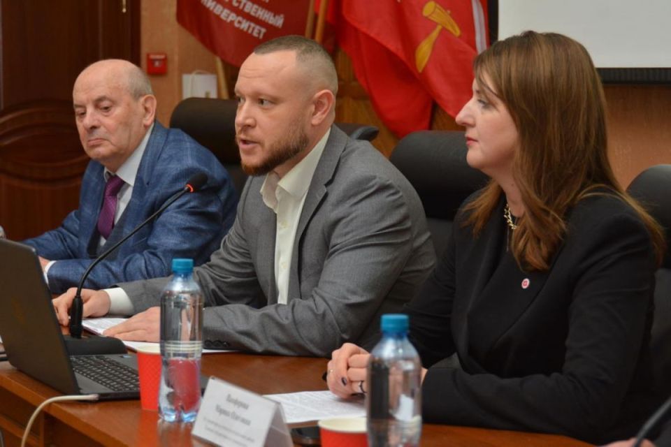 В ТулГУ обсудили тему сохранения семейных ценностей и исторической памяти о Великой Отечественной войне