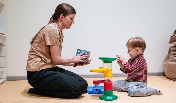 Многоуровневая система помощи родившимся раньше срока детям создана в Москве