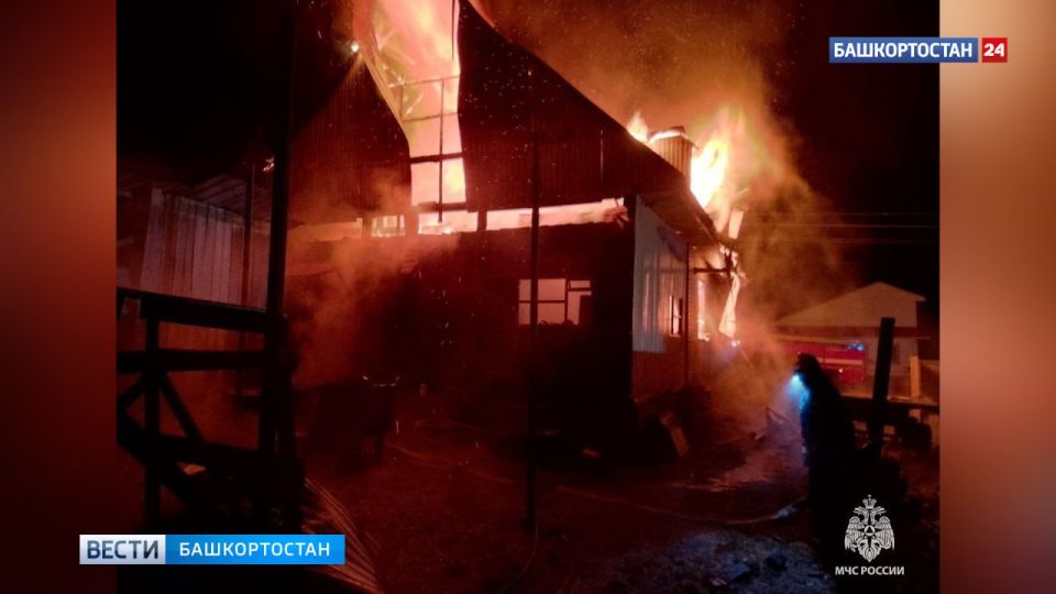 В Кигинском районе Башкирии из-за короткого замыкания произошел пожар в доме многодетной семьи