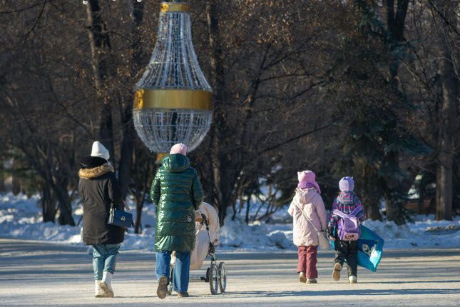 Более 2500 многодетных семей региона получили выплаты вместо земельного участка