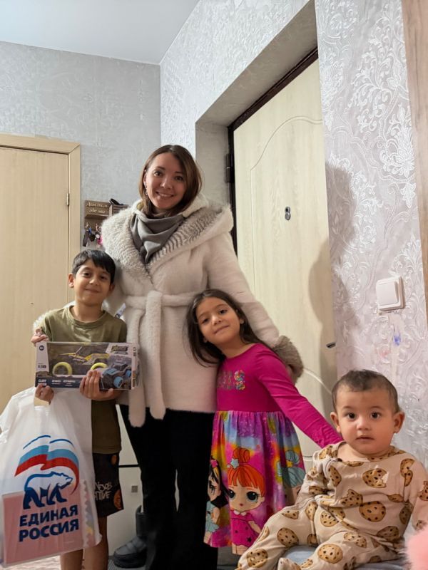 Молодой парламентарий Югры посетила семью участника СВО