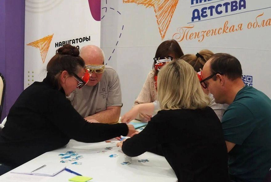 За 2 года обучение в «Школе приемных родителей» прошли около 250 пензенцев