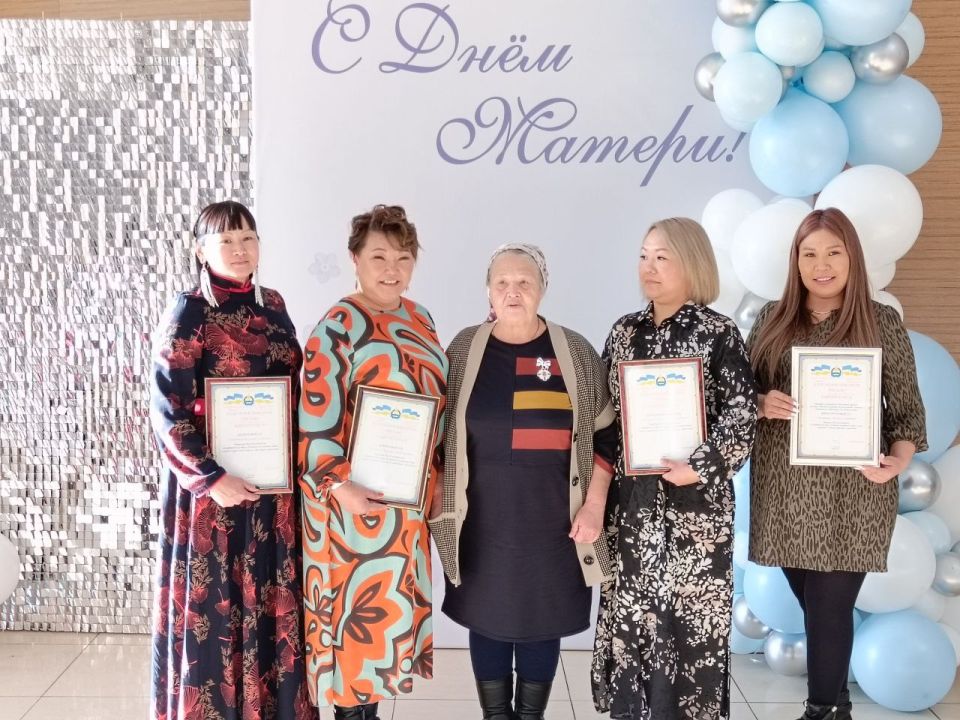 Многодетных мам будут чествовать в Бурятии