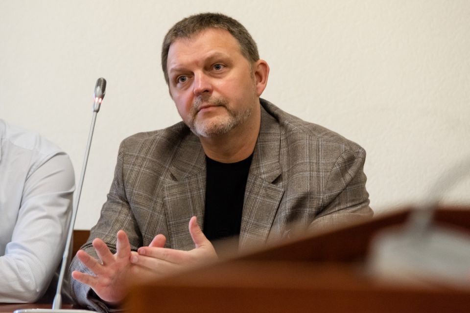 Белых «начудит» с лошадкой для кировских детей