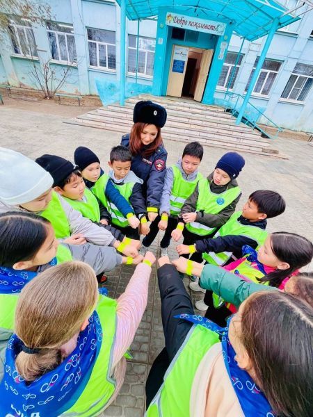 Госавтоинспекторы напомнили о соблюдении Правил дорожного движения