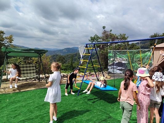 В Сочи в рамках конкурса проектов по благоустройству пришкольных территорий появятся новые эко-зоны