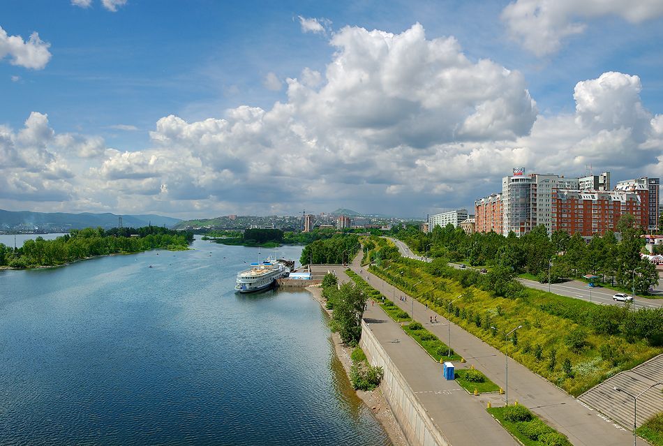 Депутаты краевого парламента приняли участие в Демографическом форуме