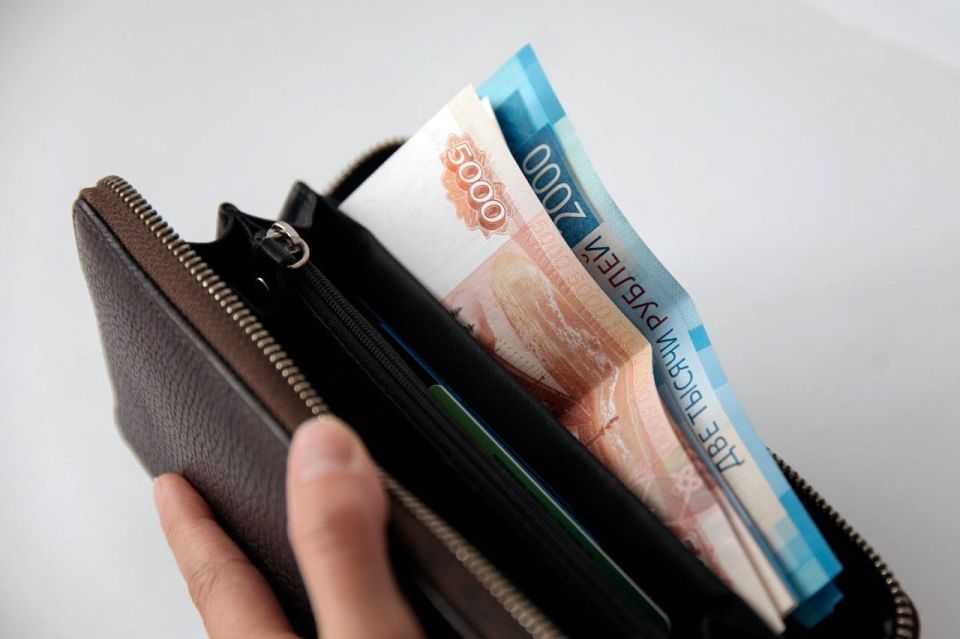 СФР опубликовал график выплат пособий и пенсий в декабре