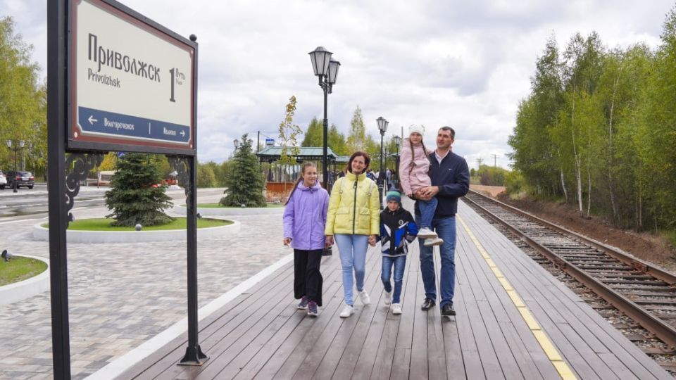 В Ивановской области расширены меры поддержки для многодетных семей и будущих мам-студенток