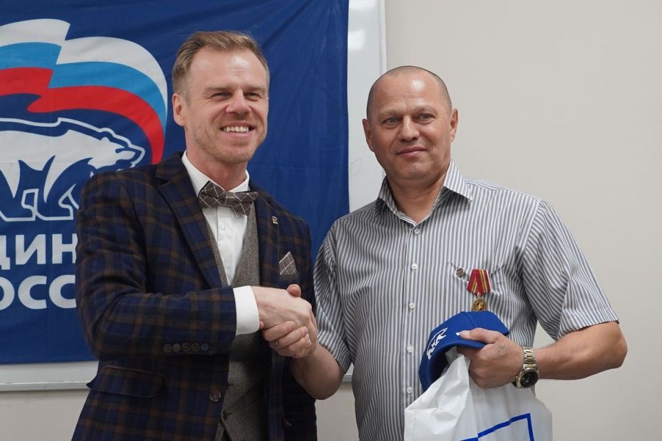 Челябинский дворник помогает бойцам СВО в госпиталях