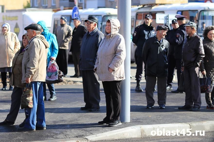 О том, довольны ли зауральцы своей работой, Народный фронт доложит президенту