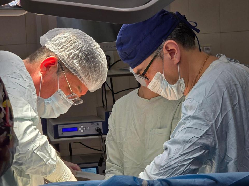 Миому размером с волейбольный мяч удалили пациентке врачи в Видном