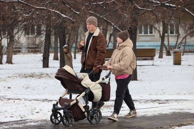 Более 600 млн рублей выплатили южноуральцам по случаю рождения ребенка