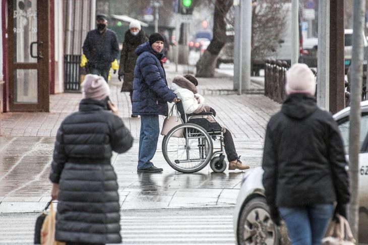 Тюменцам рассказали о мерах поддержки семей, воспитывающих детей с инвалидностью