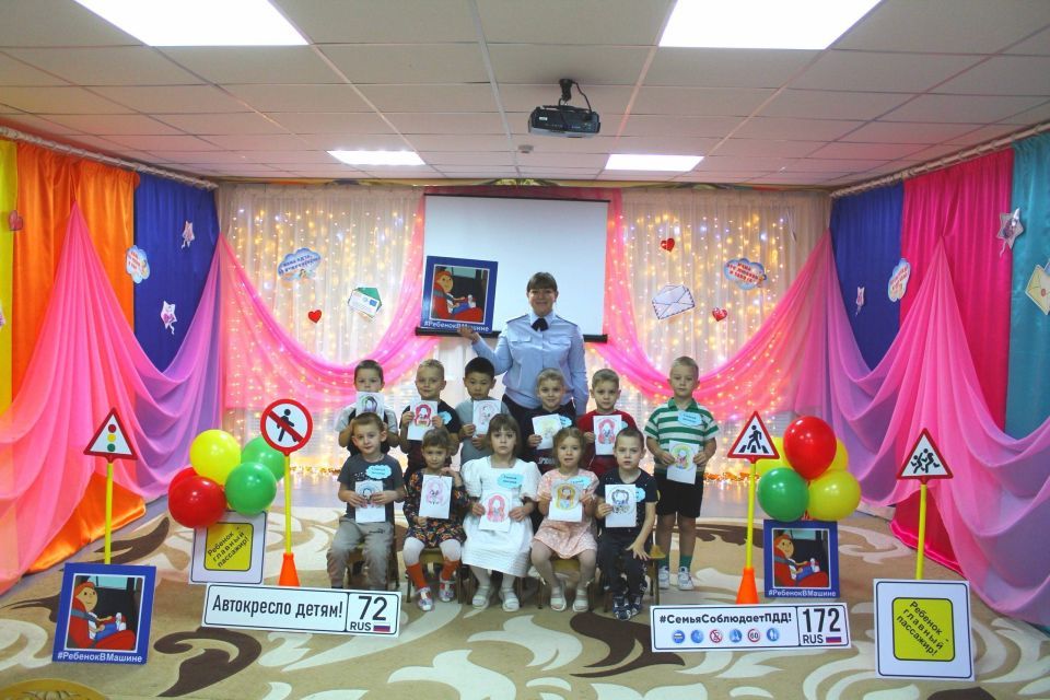 Акция #МамыНеНарушают прошла в Тюменской области накануне Дня матери