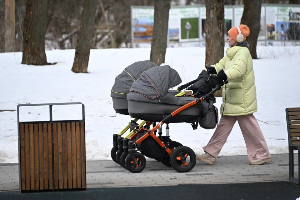 «Мотивируем не отказываться от ребенка»: на что молодые мамы могут потратить студенческий капитал и как он работает