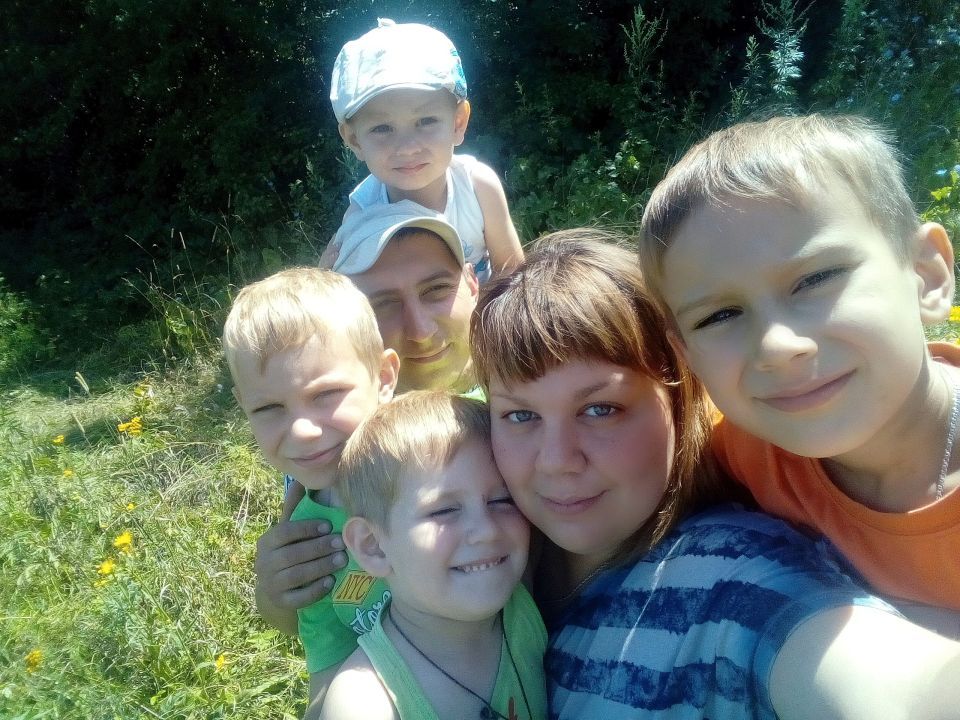 Владимир Сериков: С депутатами из всех фракций вышли с законопроектом о поддержке традиционных семейных ценностей