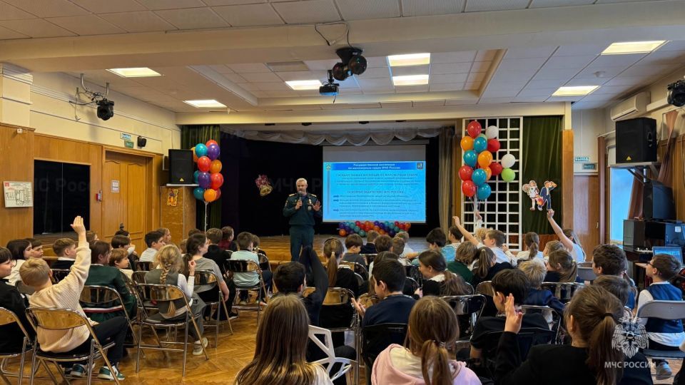 Детская безопасность в зимний период: профилактический урок в школе №1950